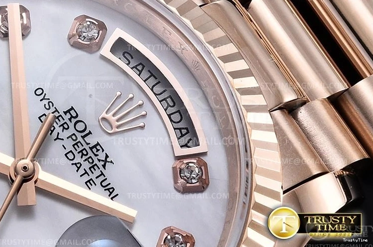 1210 RDD0223A – DayDate 36mm Packable 702